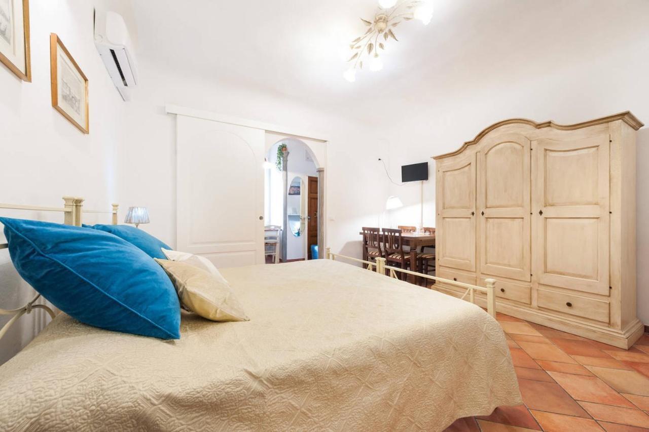 Love Weekend Near Piazza Ognissanti Firenze Rom bilde